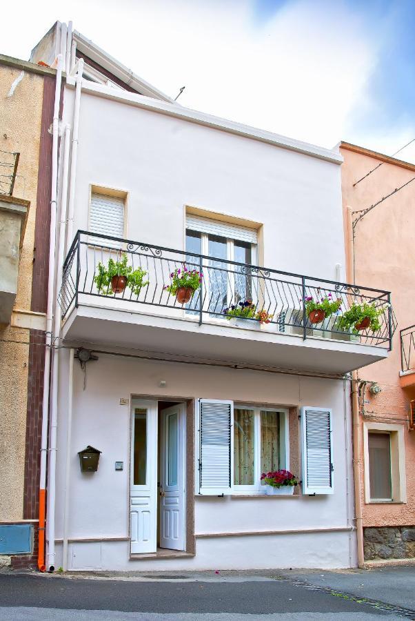 Montellinos Suite Tortora SantʼAntìoco Dış mekan fotoğraf